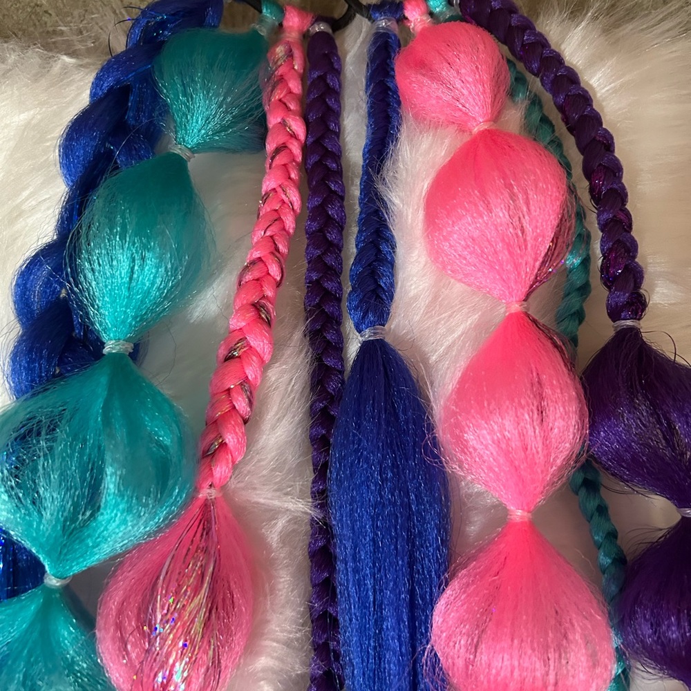 Party Puff ponytails